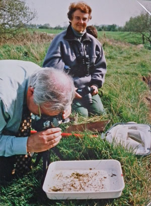 Dr Chris Terrel-Nield of Nottingham-Trent Uni photographing freshwater invertebrates in a sampling dish